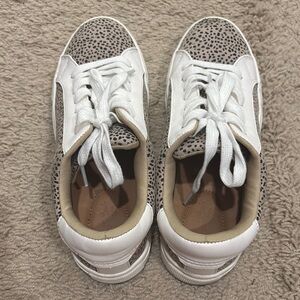 Stylish White, Tan and Black Women's Sneakers